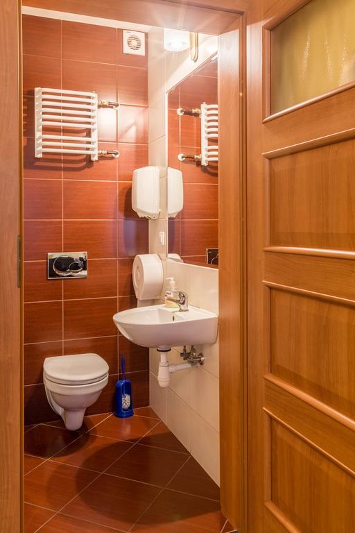 Hotel Astra Bartoszyce Oda fotoğraf
