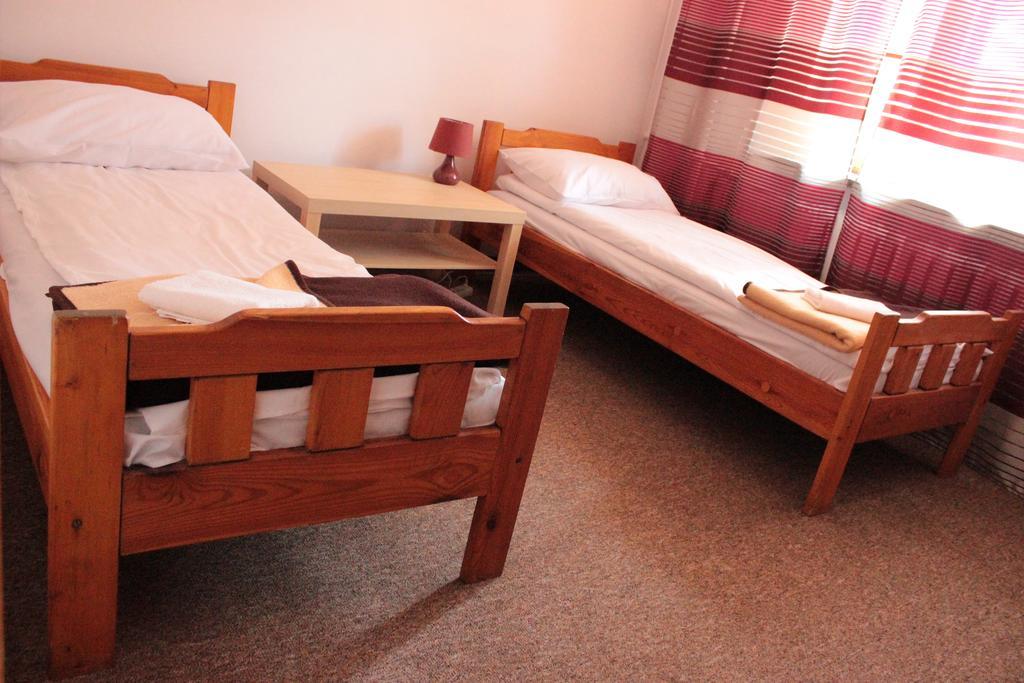Hotel Astra Bartoszyce Oda fotoğraf
